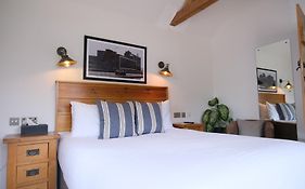 The Chequers At Burcot